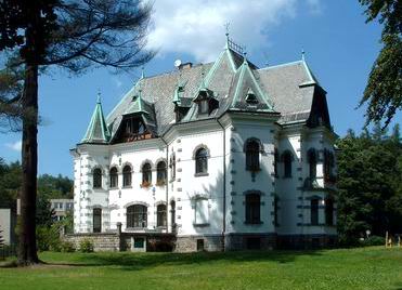 OBRÁZEK : riedlova_vila_2.jpg